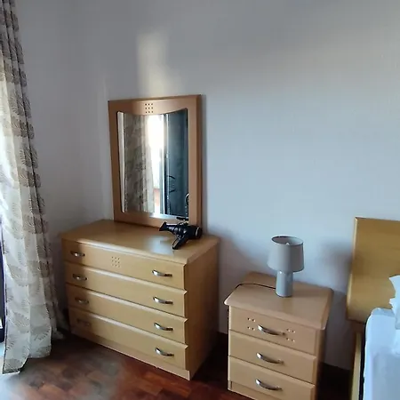 Homestay szállás Quarto Com Varanda No Centro Em *