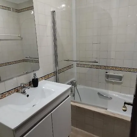 Quarto Com Varanda No Centro Em Privatunterkunft *
